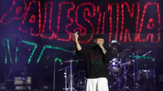  Entre protestas y música, Residente reúne a 180 mil personas en el Zócalo de la CDMX 