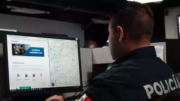 La policía cibernética en acción
