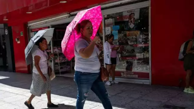 El Servicio Meteorológico Nacional adviuerte que este lunes se registrarán altas temperaturas en diversas entidades del país.