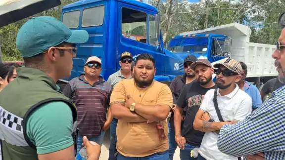 Se espera que se establezca una reunión para llegar a un acuerdo Se espera que se establezca una reunión para llegar a un acuerdo