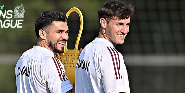 Martín y Giménez juegan para el América y Feyenoord, respectivamente