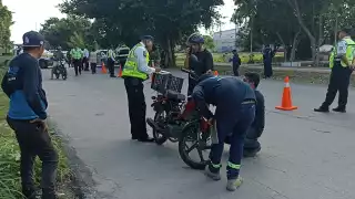 Realizan operativo por rodadas en la avenida 20 de noviembre de Cancún