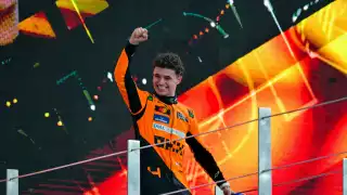 Norris gana en Abu Dabi y McLaren se queda el Mundial de constructores