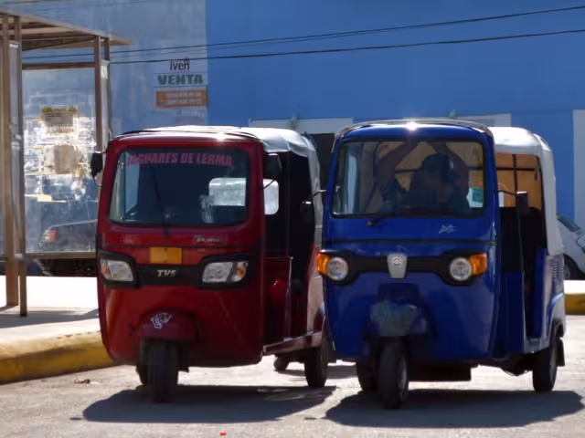 Los que manejan mototaxis también necesitan apoyo