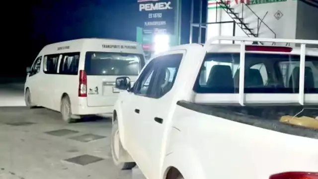 Las supuestas víctimas iban en una Van, cuando fueron interceptados por una patrulla, para después ser robados y amenazados.