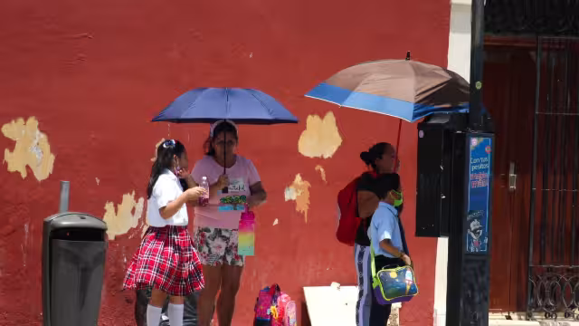 Dos estudiantes de la escuela primaria “Niño Artillero” fueron atendidos por golpe de calor