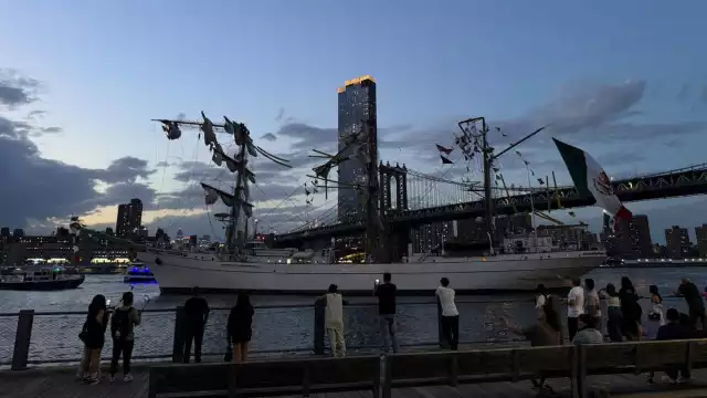 Así quedó el Buque tras la colosión