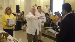 Club de Leones Mérida estrena directiva; Enrique Toraya, su nuevo Presidente