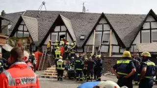 Derrumbe de hotel en Kröv, Alemania deja dos muertos y siete atrapados entre los escombros
