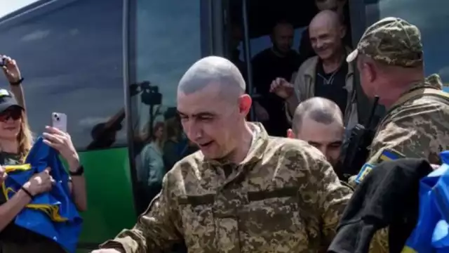 Rusia y Ucrania intercambiaron prisioneros de guerra con la mediación de Emiratos Árabes Unidos