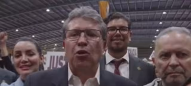 Ricardo Monreal, líder de la bancada morenista en la Cámara de Diputados al anunciar la aprobación de la reforma judicial en lo general