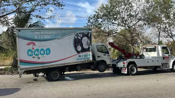En el accidente no se reportó al conductor y el acompañante lesionados
