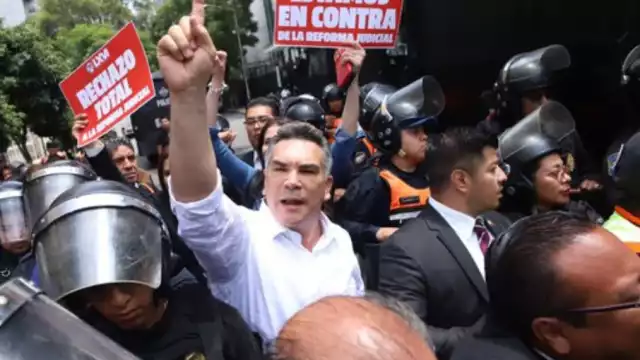 Alejandro Moreno Cárdenas. líder nacional del PRI y senador de la República
