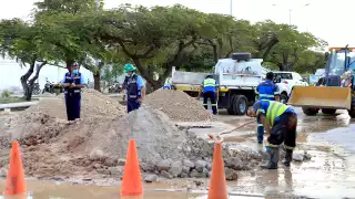 Cobros de hasta 85 mil pesos en recibos de agua desatan protesta en Cancún