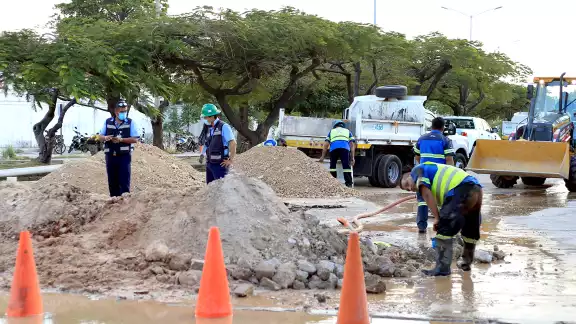Hartazgo ciudadano en Cancún; denuncian abusos de Aguakan y convocan plantón estatal Hartazgo ciudadano en Cancún; denuncian abusos de Aguakan y convocan plantón estatal