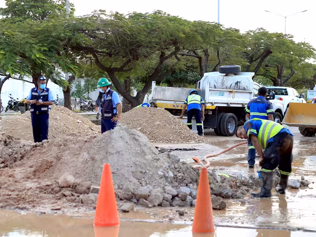 Hartazgo ciudadano en Cancún; denuncian abusos de Aguakan y convocan plantón estatal