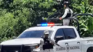 Despliegan operativo de seguridad, ante presunto grupo criminal, en Palizada