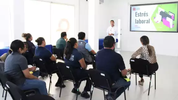 Liderazgo deficiente, extensas jornadas, mal ambiente y falta de reconocimiento, son algunos factores que afectan el bienestar emocion Liderazgo deficiente, extensas jornadas, mal ambiente y falta de reconocimiento, son algunos factores que afectan el bienestar emocion