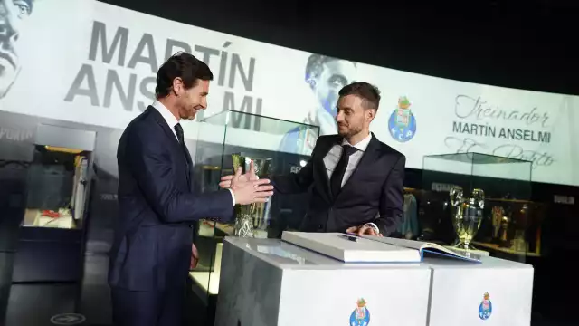 Anselmi es oficialmente el nuevo director técnico del Porto de Portugal.