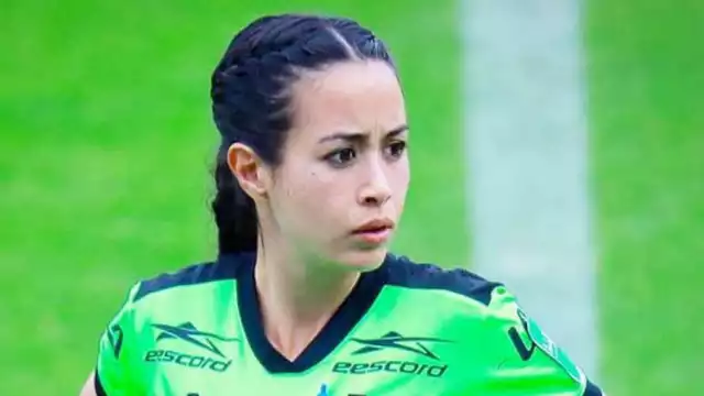 Katia Itzel García, árbitra de la Liga MX que debutó en París 2024