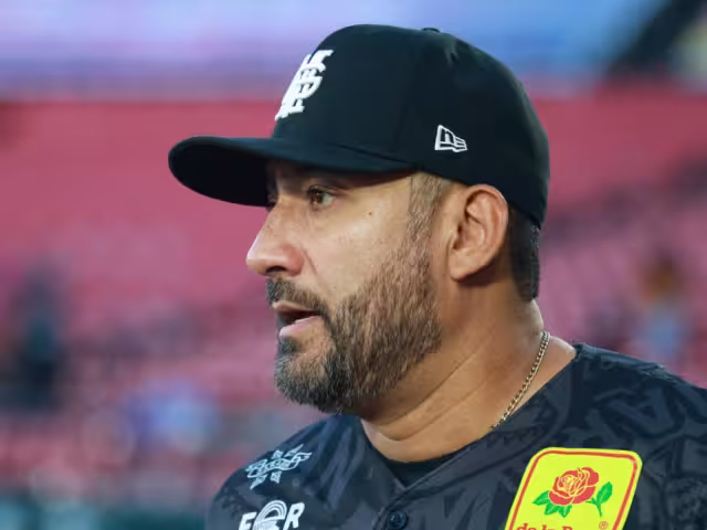 Piratas de Campeche presenta a nuevo manager