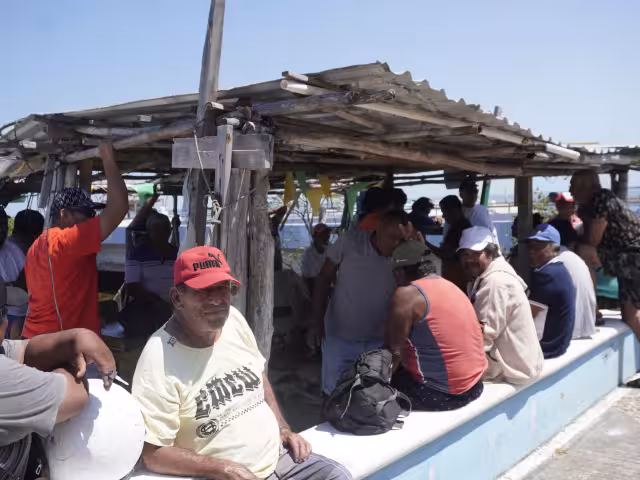 Pescadores temen reubicación ante presunto proyecto en zona del malecón