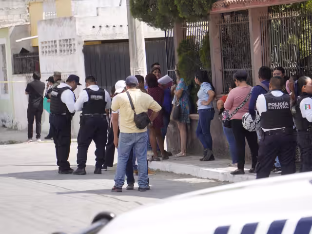 Violento asalto en Súper Six de la colonia Carmelo termina en tragedia