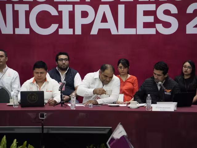 La comparecencia estaba programada para las nueve de la mañana