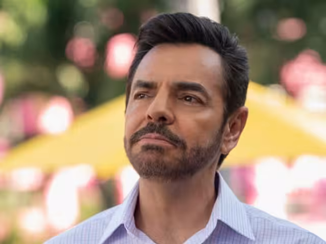 Dérbez felicitó a su hija en pantalla de la icónica serie de los 2000