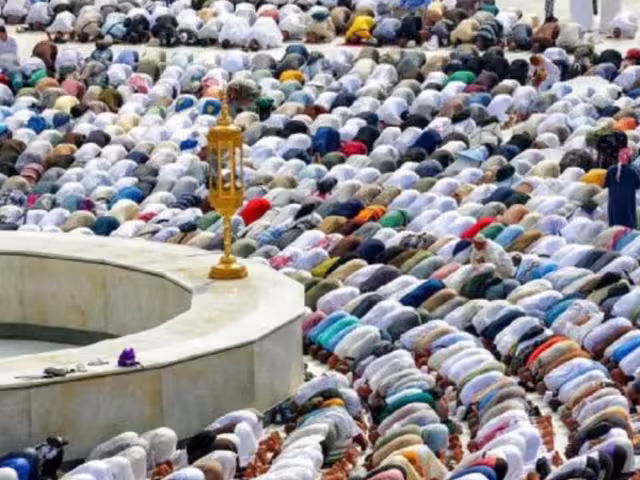 Las altas teperaturas han provicado la muerte de al menos 550 peregrinos que visitan La Meca