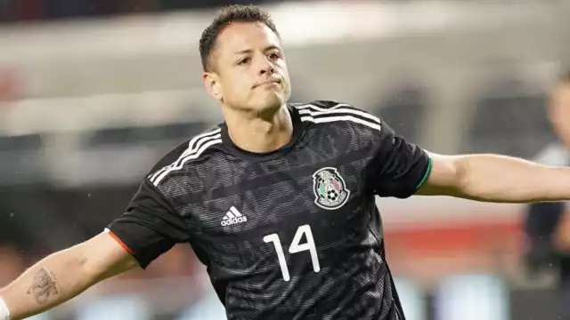 David Faitelson arremete en contra del 'Chicharito' Hernández y lo llama estorbo
