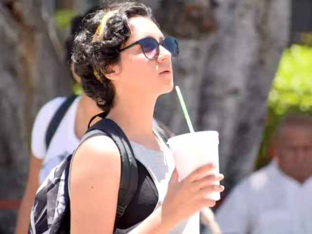 Recomiendan mantenerse hidratados y no exponerse al sol