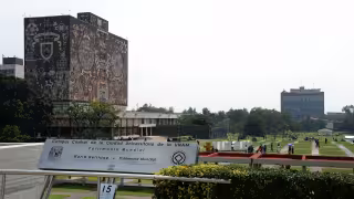 Estudiantes de Derecho de la UNAM piden ayuda para participar en evento internacional