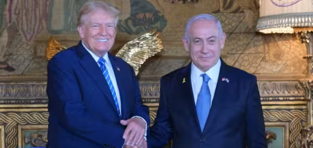 Donald Trump recibió en su residencia vacacional de Mar-a-Lago, Florida, al primer ministro israeli, Benjamin Netanyahu