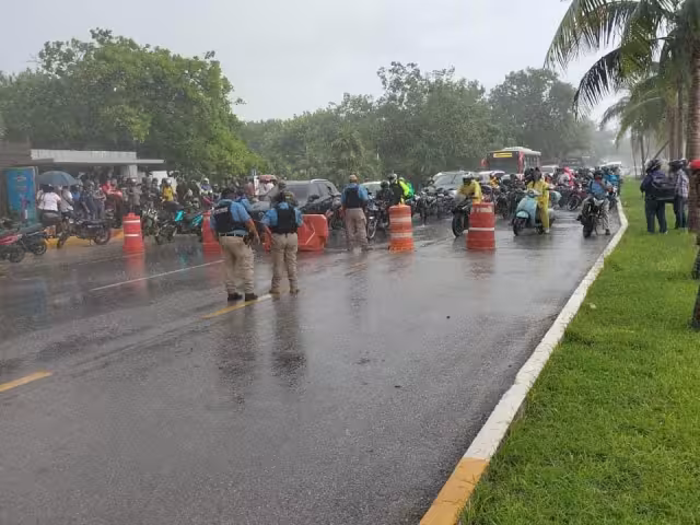 Debido al reporte del crimen, varias avenidas fueron cerradas por precaución