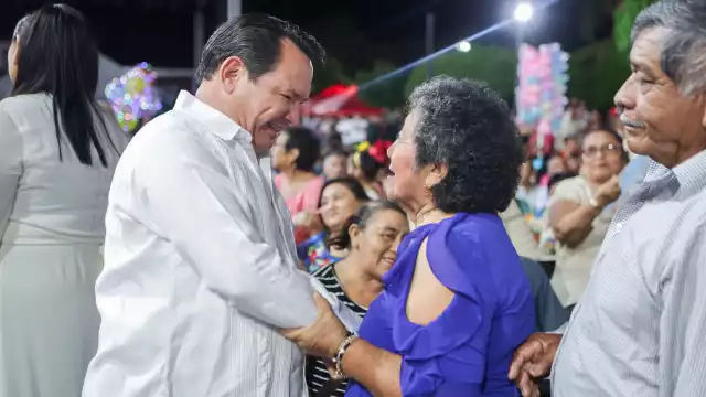 En el Primer Informe de Gobierno del Ayuntamiento de Motul, el gobernador Joaquín Díaz Mena anunció obras y programas para Motul