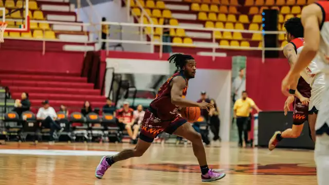 Barre el Calor de Cancún a los Freseros de Irapuato 104-64