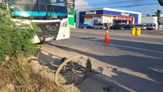 Trágico, autobús arrolla a ciclista en  Tulum