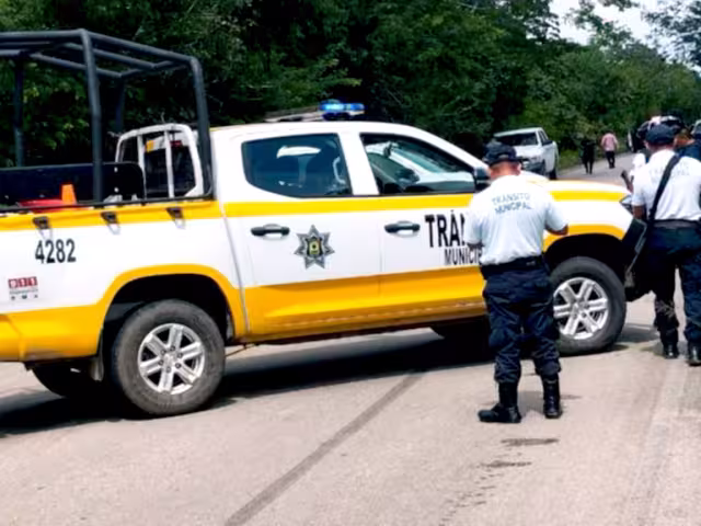 Los cuerpos de seguridad fueron activados a la una de la tarde y acudieron tres kilómetros de la cabecera municipal rumbo a Chiquilá