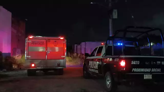 Al menos una persona logró sobrevivir al ataque armado.