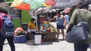 'Huacaleritas' en Campeche pierden hasta mil pesos por las lluvias
