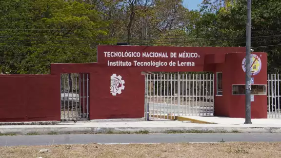 Antes de que se vayan de vacaciones se les fijó el 4 de julio como fecha para cobrar lo correspondiente a dos quincenas. Antes de que se vayan de vacaciones se les fijó el 4 de julio como fecha para cobrar lo correspondiente a dos quincenas.