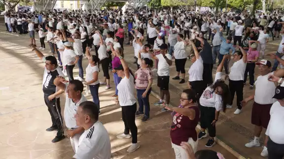 El evento estuvo enfocado en el ejercicio, evitar las bebidas gaseosas y alimentarse sanamente, además de evitar el tabaco.