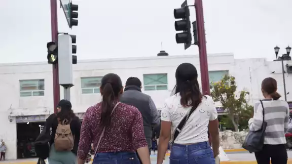 Se avanza en la movilidad y los semáforos, que ya son inteligentes.