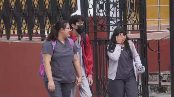 Propuesta de eliminar la tesis en Campeche genera debate sobre titulación y rapidez laboral