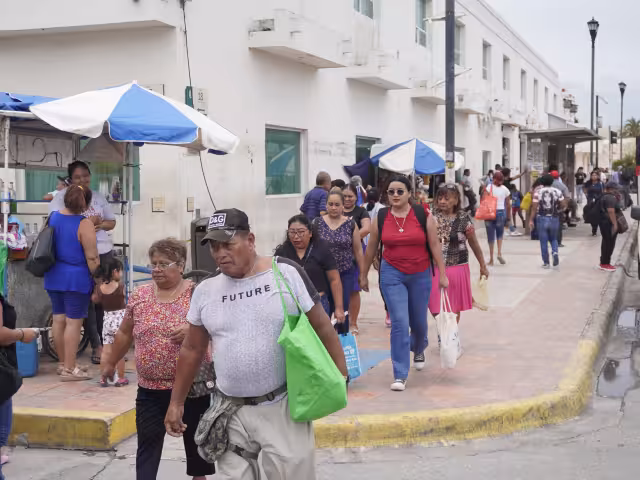 Parece que fue una moda, explica el encargado del RC en Carmen; al principio se atendía a 25 personas, en promedio, al día y recientemente acuden, máximo, cinco.