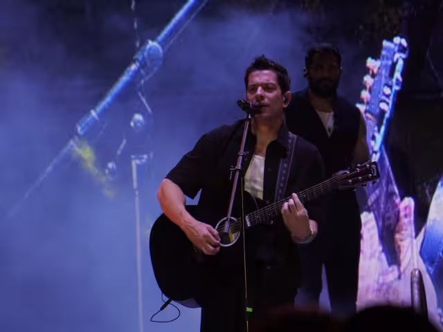 ¡Ovacionado! Yahir canta para las mamás campechanas en los “Festejos Mamá Jaguar”