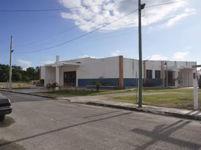 Más Vida Más Familia exige aclaración legal por propiedad colindante a iglesia