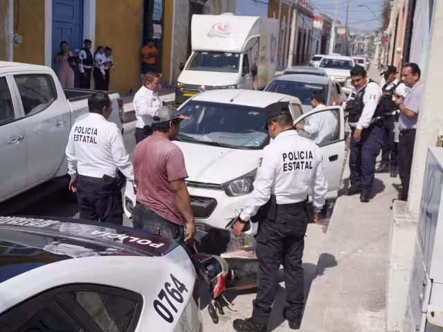 Vehículos afectados por choque múltiple llegan a acuerdo de seguros