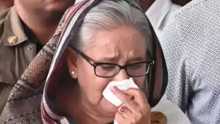 Dimite primera ministra de Bangladesh Sheikh Hasina tras violentas protestas estudiantiles